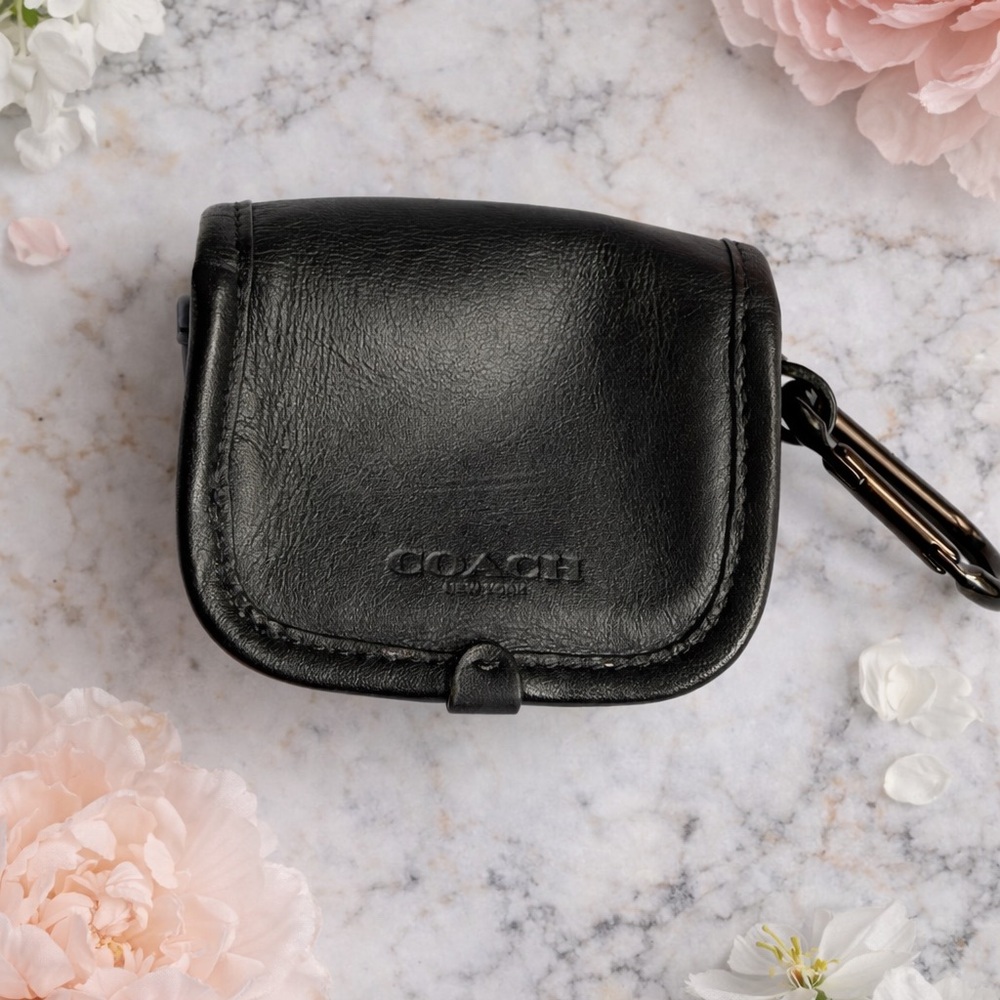 Coach Heritage Turnlock Black Leather Mini Coin, Key Fob, Air pod holder. c3163